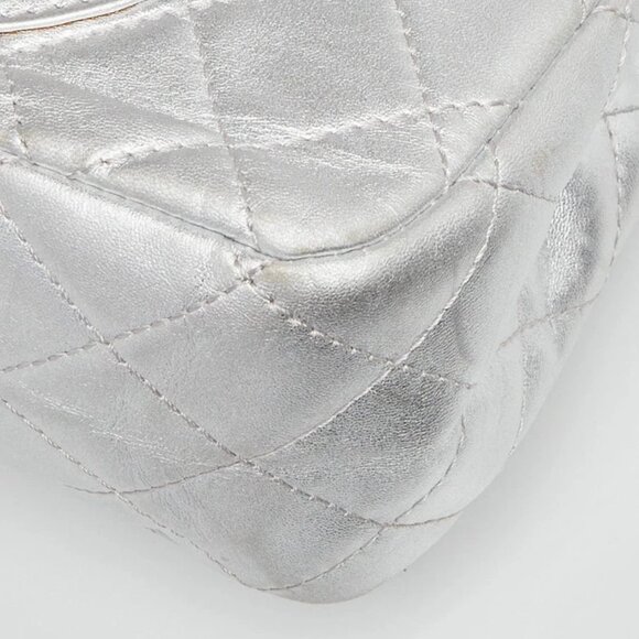 Chanel Silver Reissue 2.55 Quilted Lambskin Leather 227 Jumbo Flap Bag - Picture 4 of 11